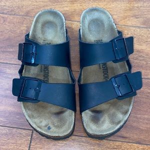 Birkenstock “Arizona” Black Leather